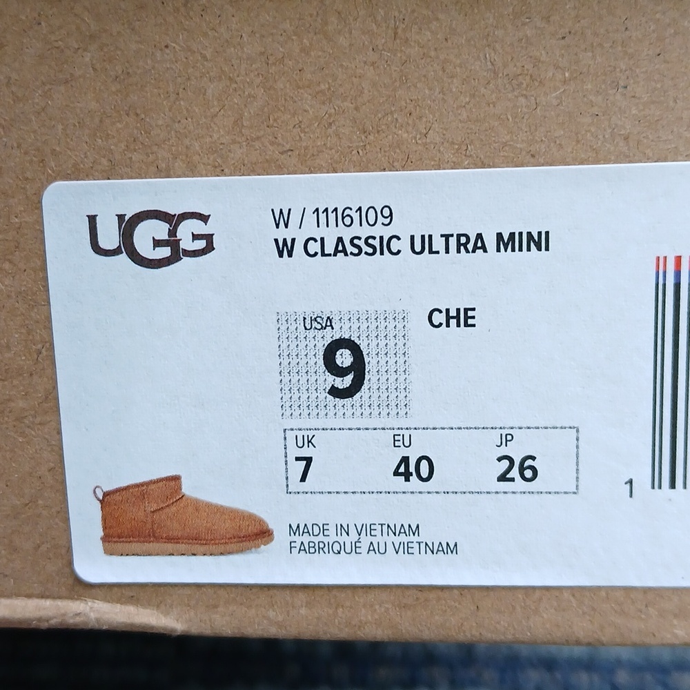 UGG Classic Ultra Mini Platform Boots Size 9 - Picture 10 of 10